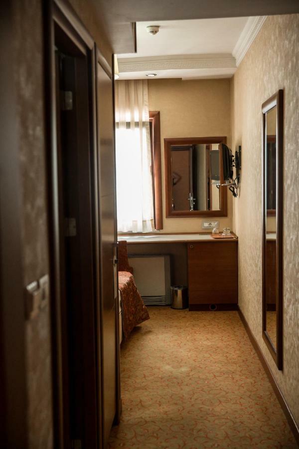 Yuksel Hotel Стамбул Экстерьер фото